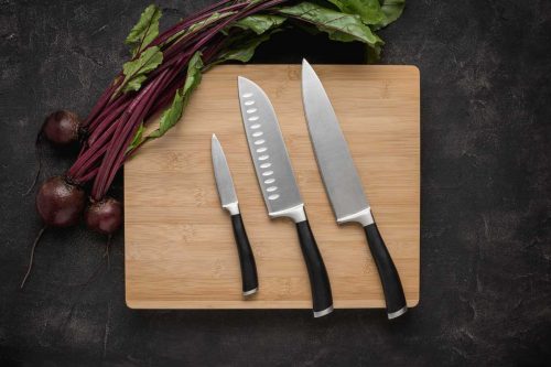 Read more about the article Can You Put Kitchen Knives in the Trash?