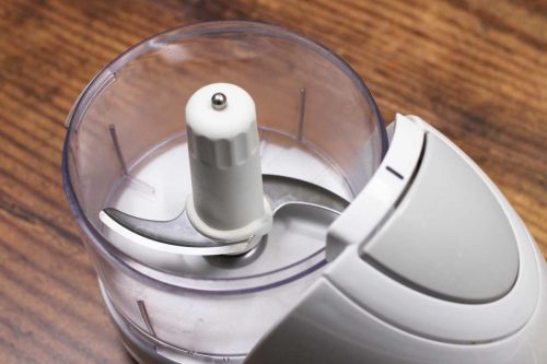 Read more about the article What Are The Parts Of A Food Processor? [5 Main Sections]