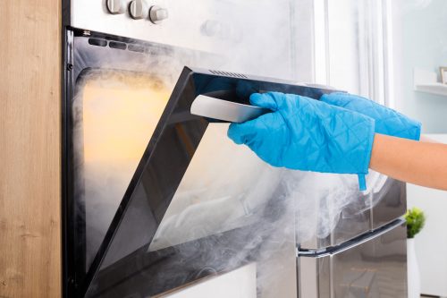 Read more about the article Oven Smoking – What To Do?