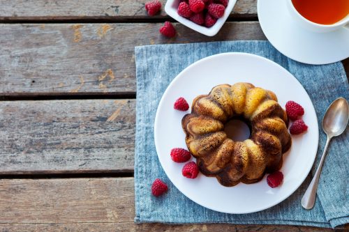 Read more about the article How To Easily Remove A Bundt Cake From The Pan [4 Methods To Try!]