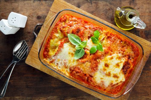 Read more about the article Should You Cover Lasagna With Foil When Baking It?