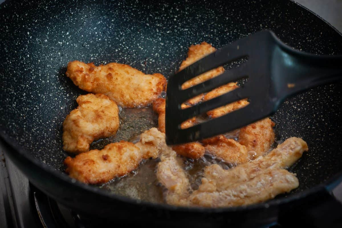 Frying chicken using butter in a non-stick pan