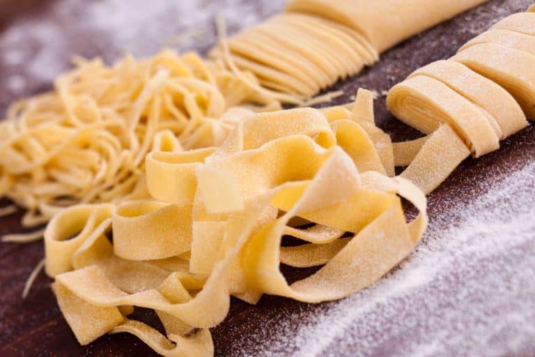 Precisely cut homemade pasta, Pasta Dough Too Dry - What To Do?