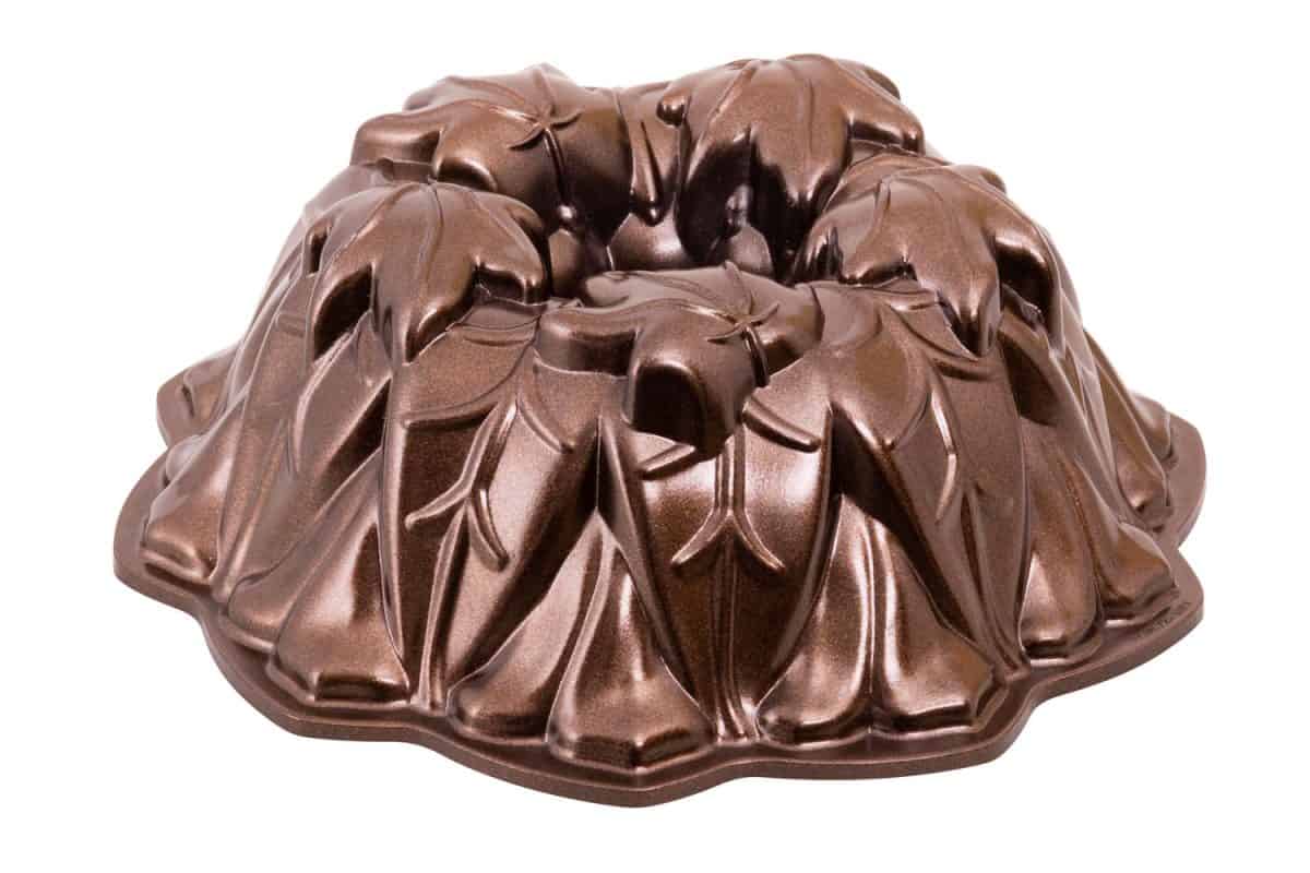 Bundt Cake Pan. Fluted Tube Pan. Isolated with clipping path
