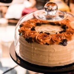 Cake under bell glass dome, How To Properly Store A Buttercream Cake