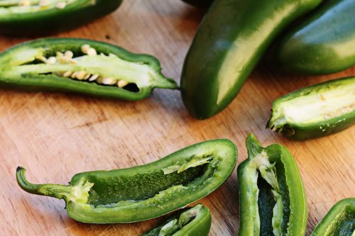Read more about the article Does Microwaving Jalapeños Make Them Hotter Or Less Spicy?