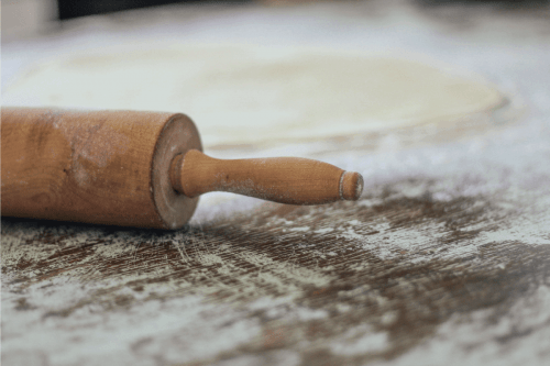 Read more about the article Should You Oil A Wooden Rolling Pin?