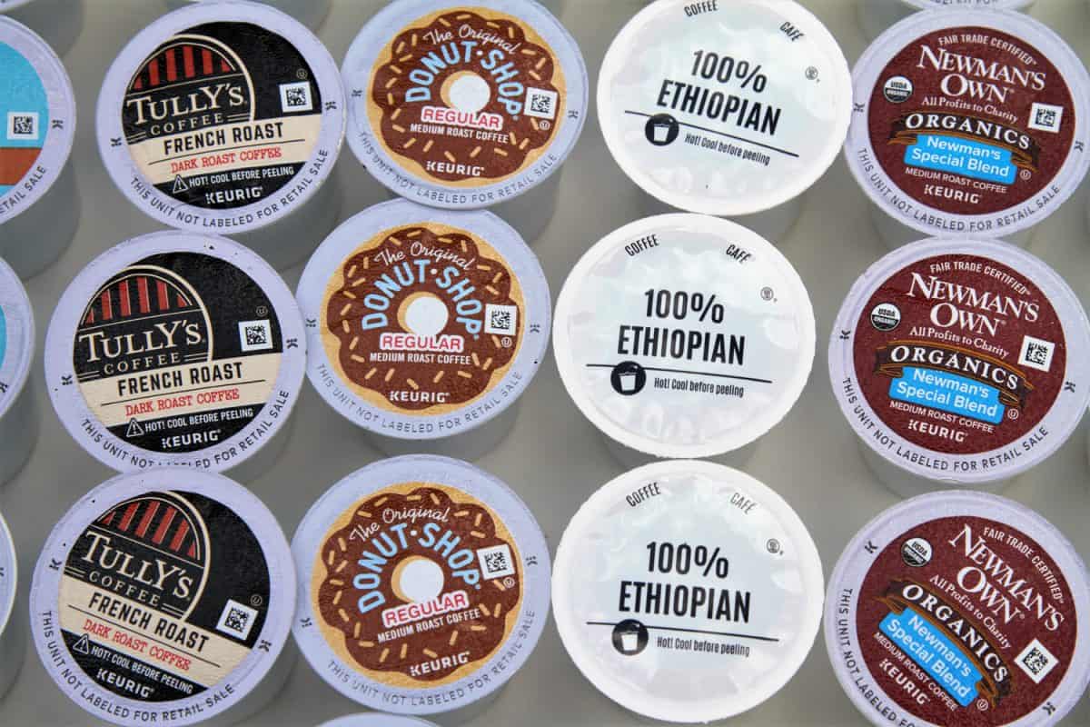 arious brands of coffee pods for Keurig single cup coffee makers. Brands include Donut Shop, Tully's, Coffee Cafe, and Newman's Own. There are various blends of coffee, including an Ethiopian coffee and French roast.