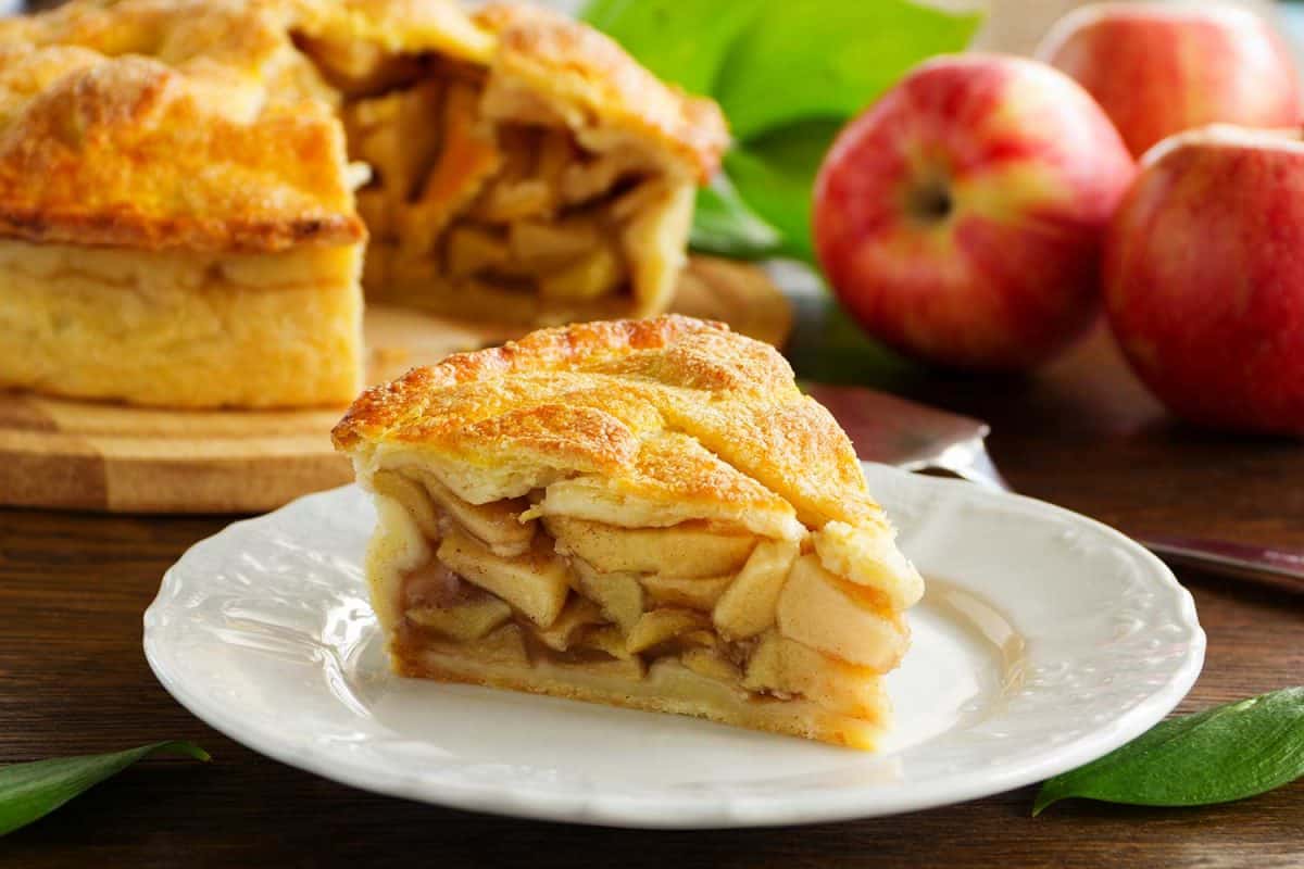 Classic American apple pie