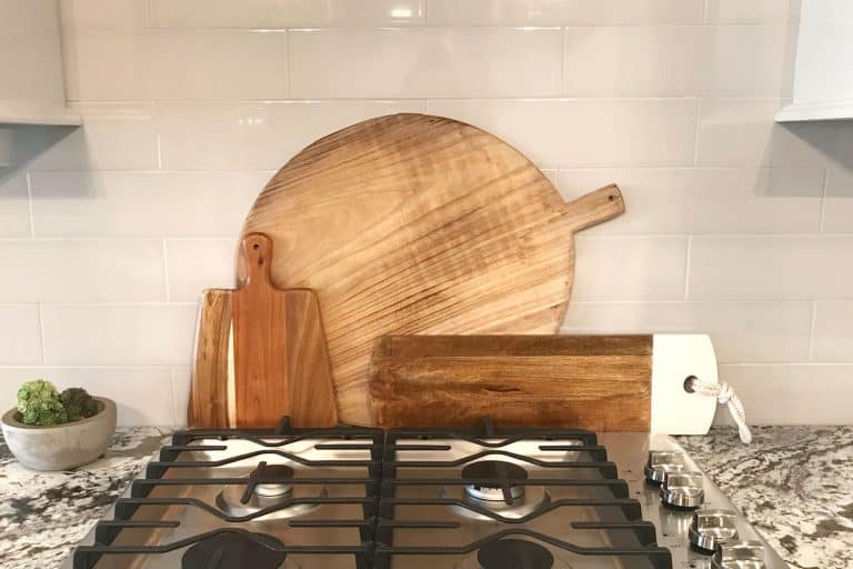 kitchen cutting boards, Where To Store Cutting Boards In Your Kitchen