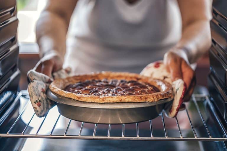 Baking Pecan Pie in The Oven for Holidays, Should You Grease And Flour Pie Pans?