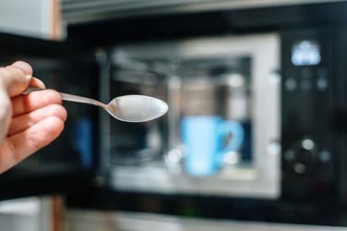 Read more about the article Can A Spoon Go In The Microwave?
