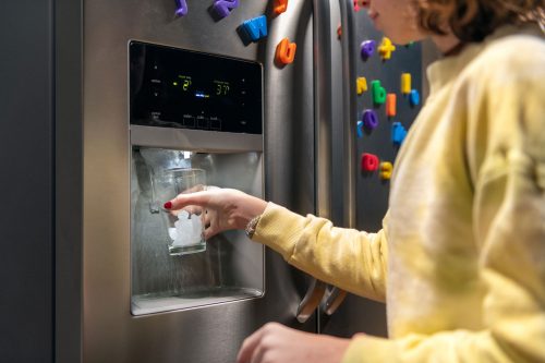 Read more about the article How To Reset A Frigidaire Ice Maker