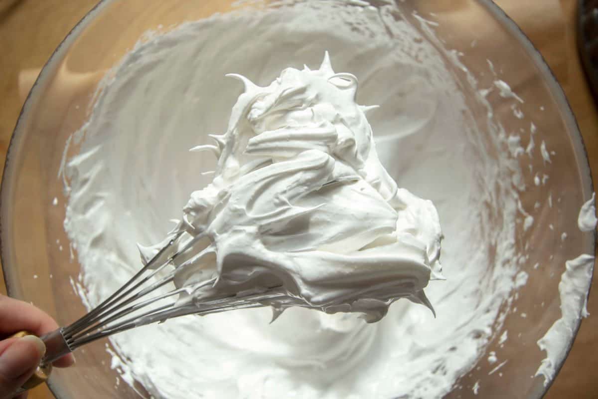 Cooking french meringue