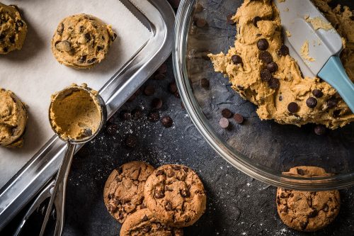 Read more about the article At What Temperature Should You Bake Cookies?