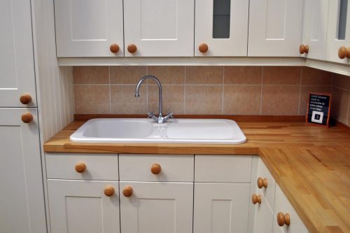 Read more about the article What Color Cabinets With Butcher Block Countertops?