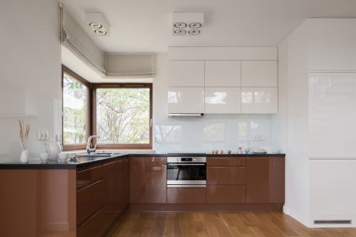 Read more about the article What To Do With The Space Around Low Kitchen Windows