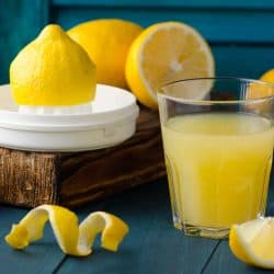 Glass full of lemon juice, What Is The Equivalent Of The Juice Of Half A Lemon?