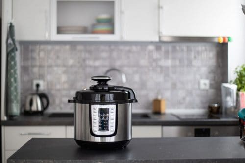 Read more about the article 10 Pressure Cooker Alternatives You Should Consider