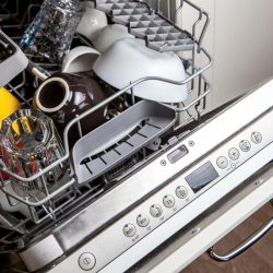 Clean dishes in a dishwasher machine after washing cycle, How Long Should A GE Dishwasher Run? [Inc. On Normal]