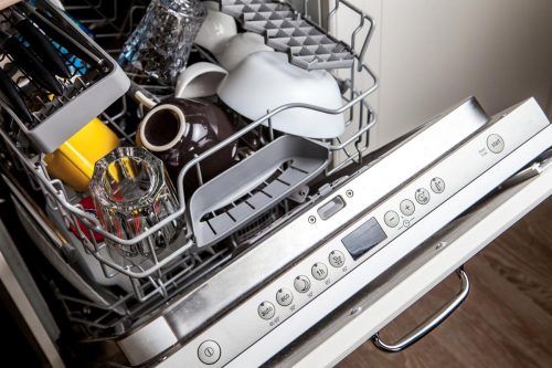 Read more about the article How Long Should A GE Dishwasher Run? [Inc. On Normal]