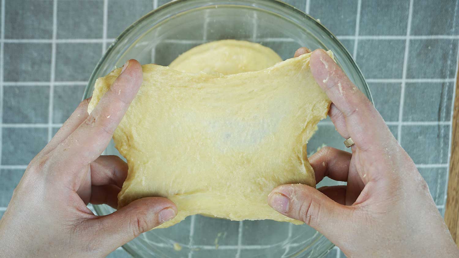Knead the dough the right way to reach windowpane stage