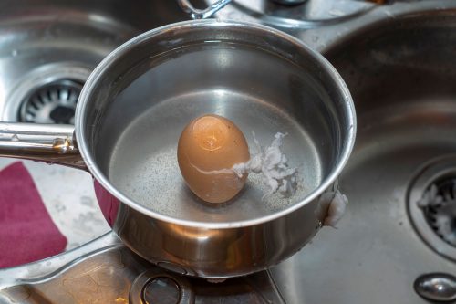 Read more about the article How To Prevent Eggs From Cracking While Boiling