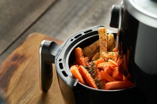 Read more about the article Do You Have To Flip Food In An Air Fryer?