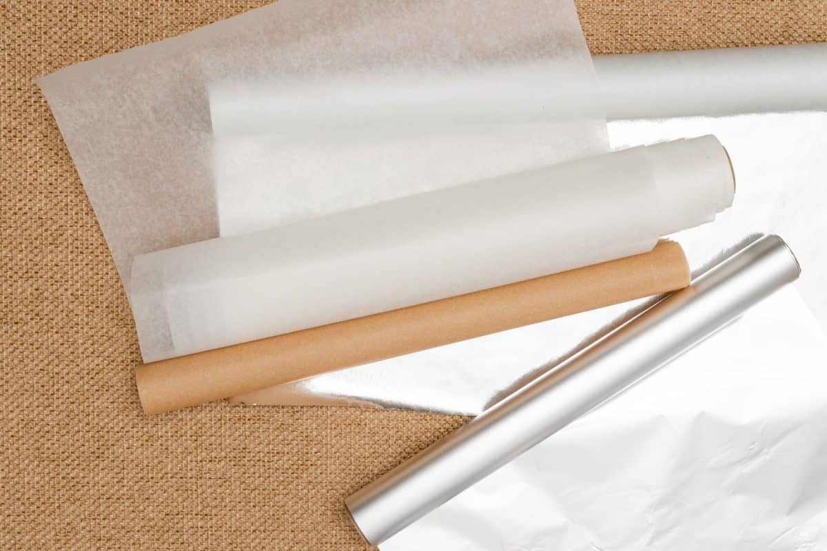 Unrolling parchment paper needed for baking 