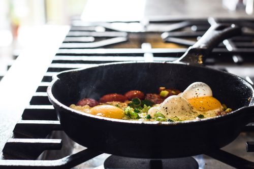 Read more about the article Left An Empty Cast Iron Pan On The Stove — What To Do?