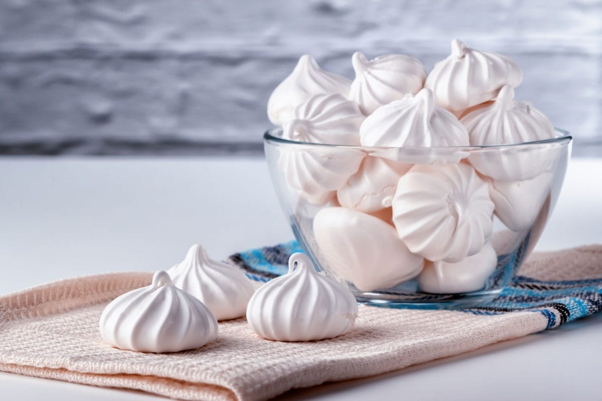 A small pile of delicious meringue