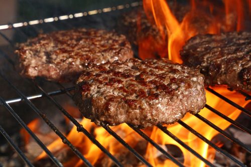 Read more about the article How Long To Grill Burgers [Charcoal Or Gas Grill]