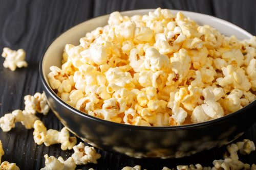 Read more about the article How Long To Microwave Popcorn
