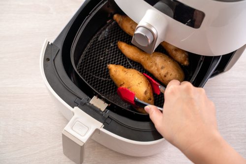 Read more about the article How to Clean Your Air Fryer Basket [Inc. in a Ninja]