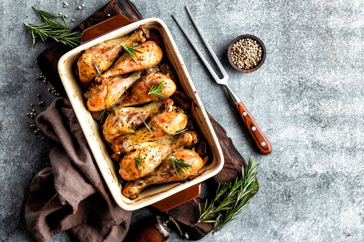 Oven roasted drumstick chicken with oregano, black pepper and sweet sauce
