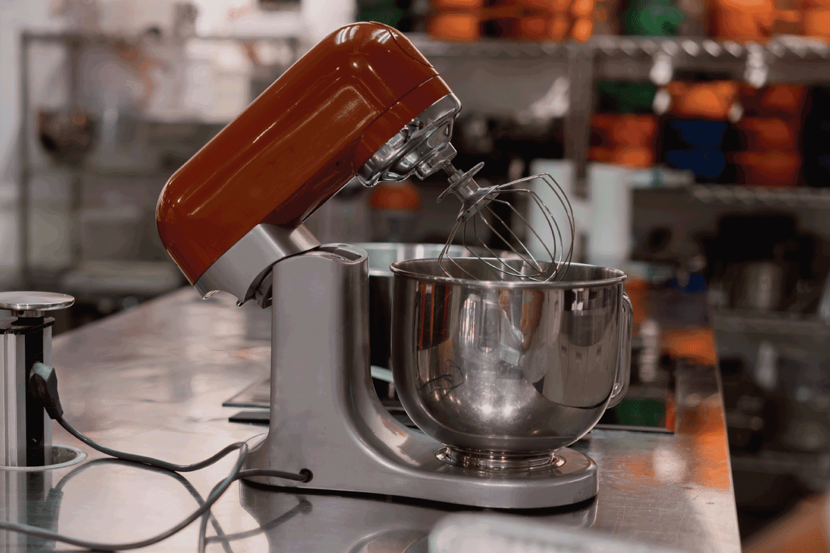 Food processor with steel bowl and whisk, Should My Kitchenaid Mixer Be This Loud?