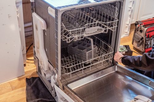 Read more about the article How To Remove An Old KitchenAid Dishwasher