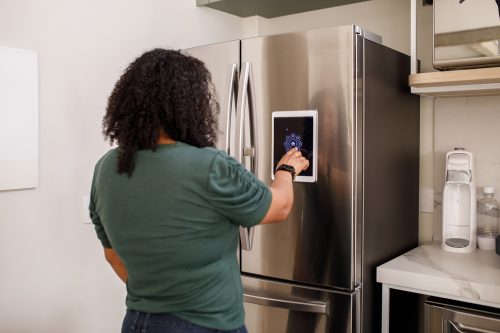 Read more about the article Samsung Refrigerator Goes Into Demo Mode—What To Do?
