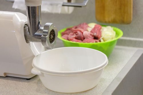 Read more about the article What Kind Of Oil Should You Use In A Meat Grinder