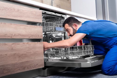 Read more about the article How To Remove The Top Rack Of A KitchenAid Dishwasher