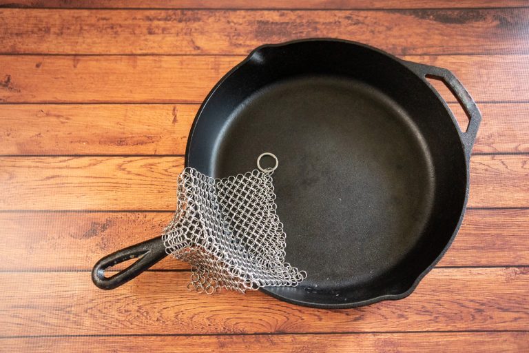 Small Ring Chainmail Scrubber - for Cast Iron, Stainless Steel, Hard Anodized Cookware and Other Pots & Pans. For for Cast Iron Cookware, Dutch Ovens, Casseroles, Stainless Steel Cookware, & Woks. - Do You Season The Outside Of A Cast Iron Skillet