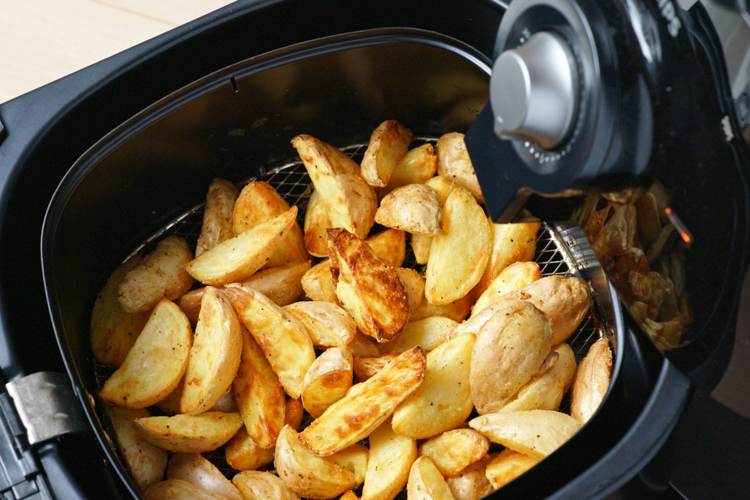 Air fryer homemade grilled potato 