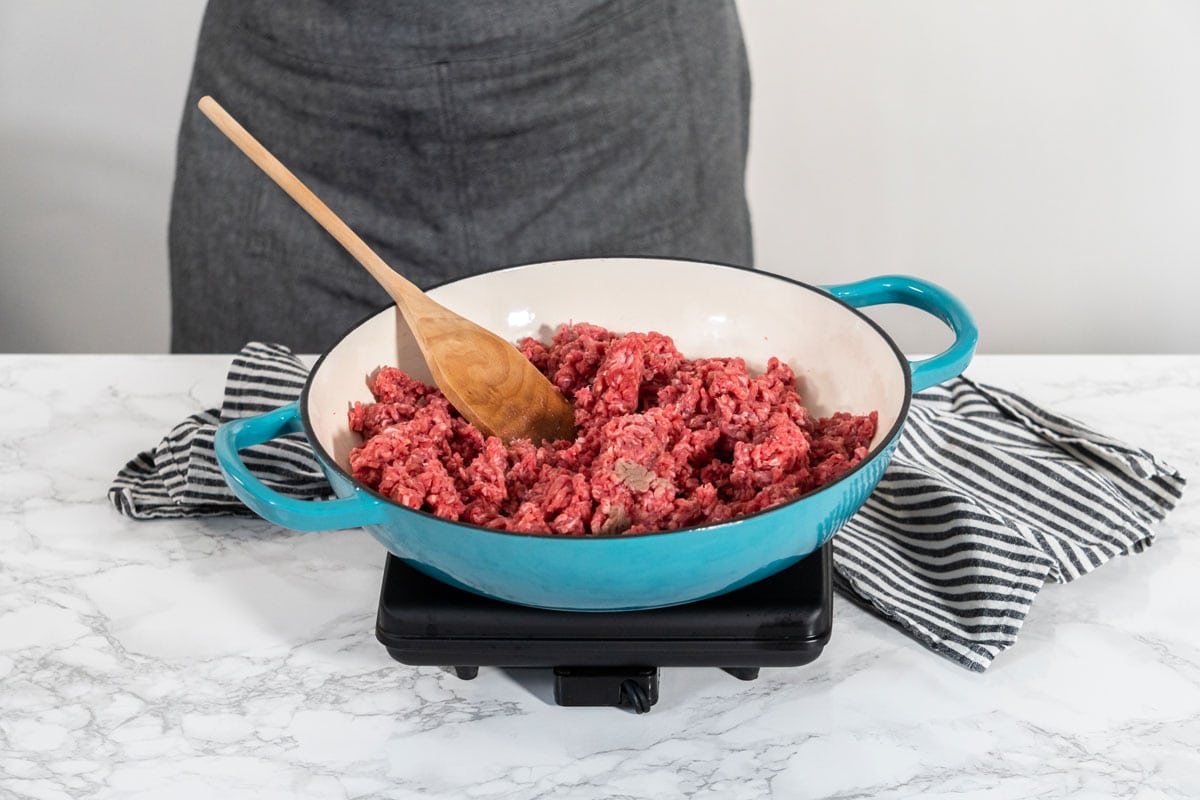 browning-ground-beef-cast-iron-skillet