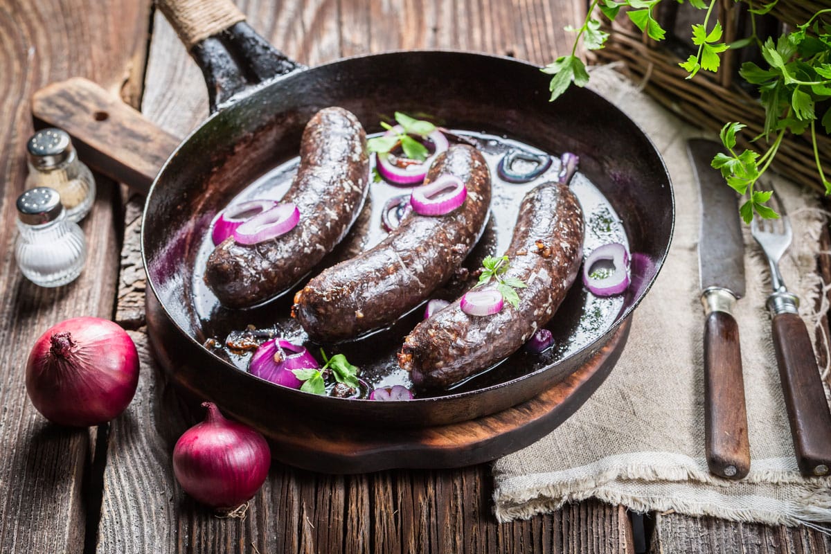 tasty black pudding fresh onion parsley hot frying pan, How Do You Cook Boudin Without It Exploding?