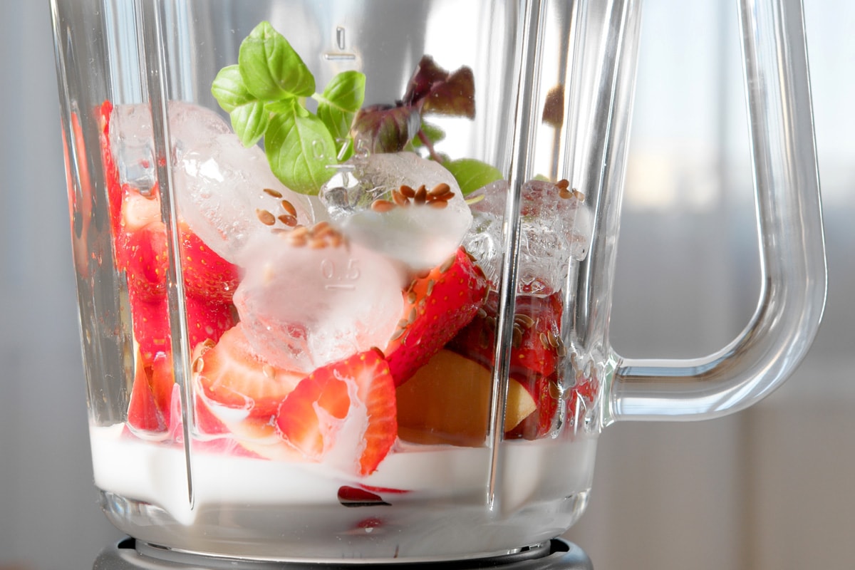 Making a delicious strawberry shake using a Vitamix blender