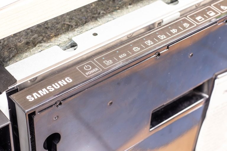 A Samsung dishwasher for display, What Dishwasher Detergent Does Samsung Recommend?